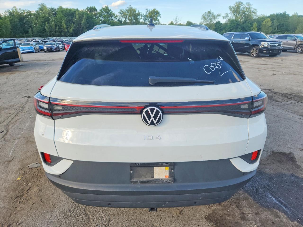 2023 Volkswagen Id.4 Pro - Image 6