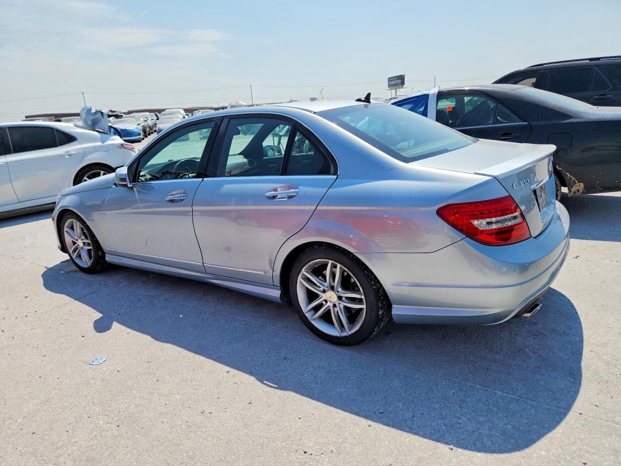 2013 Mercedes-Benz C 300 4Matic - Фото 2
