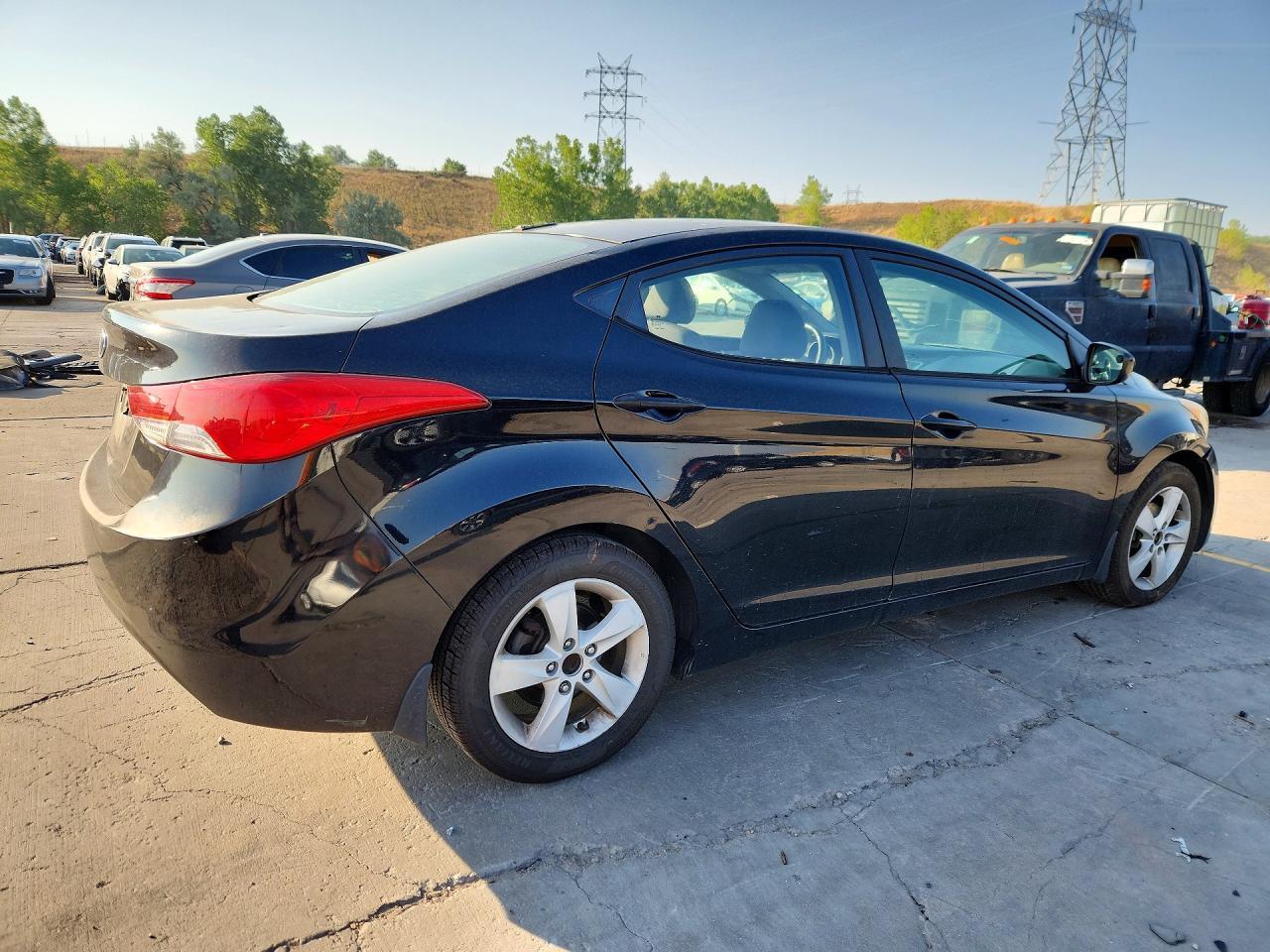 2012 Hyundai Elantra Gls - Фото 3