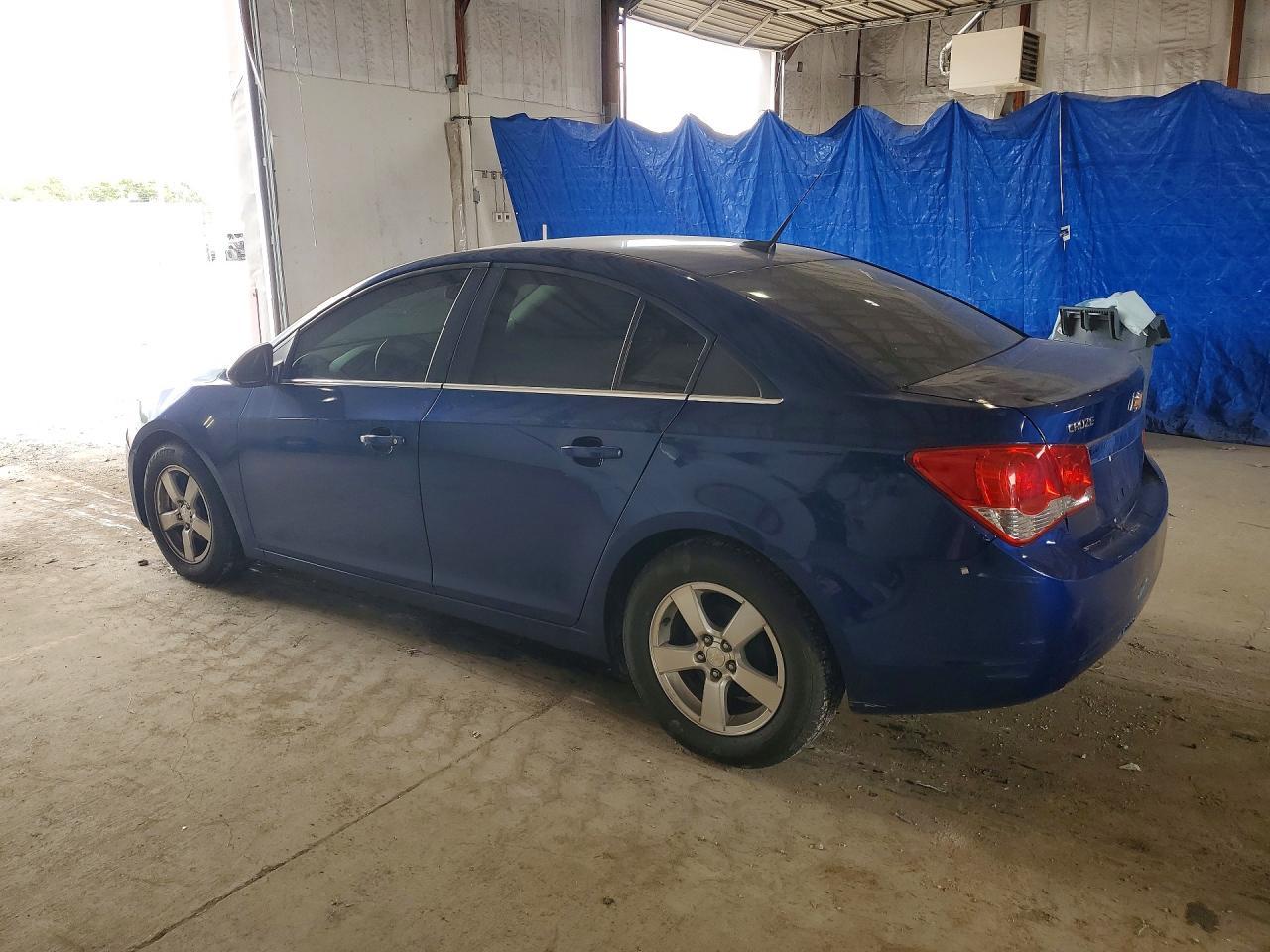 2013 Chevrolet Cruze Lt - Image 2