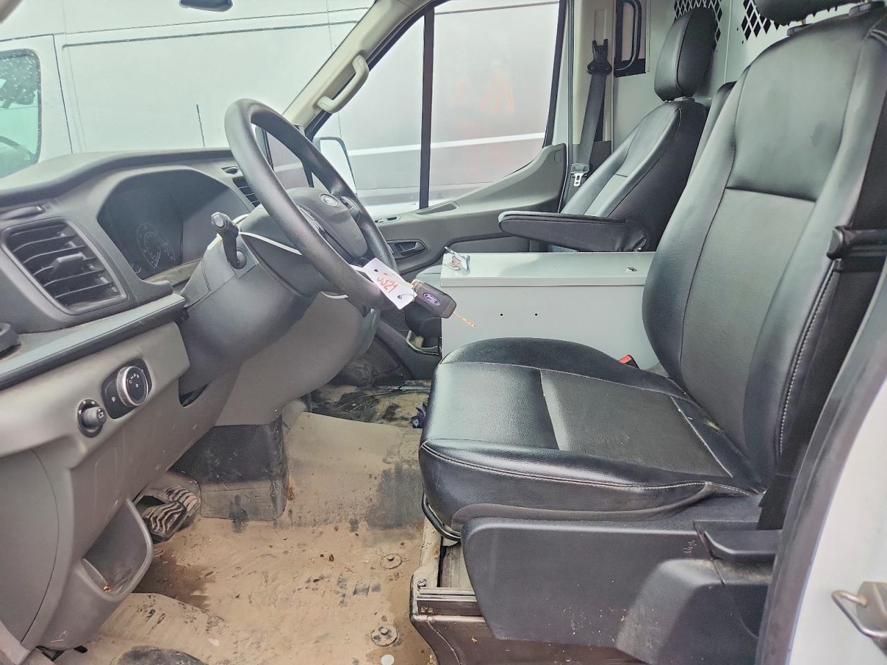 2023 Ford Transit Delivery Van - Фото 7