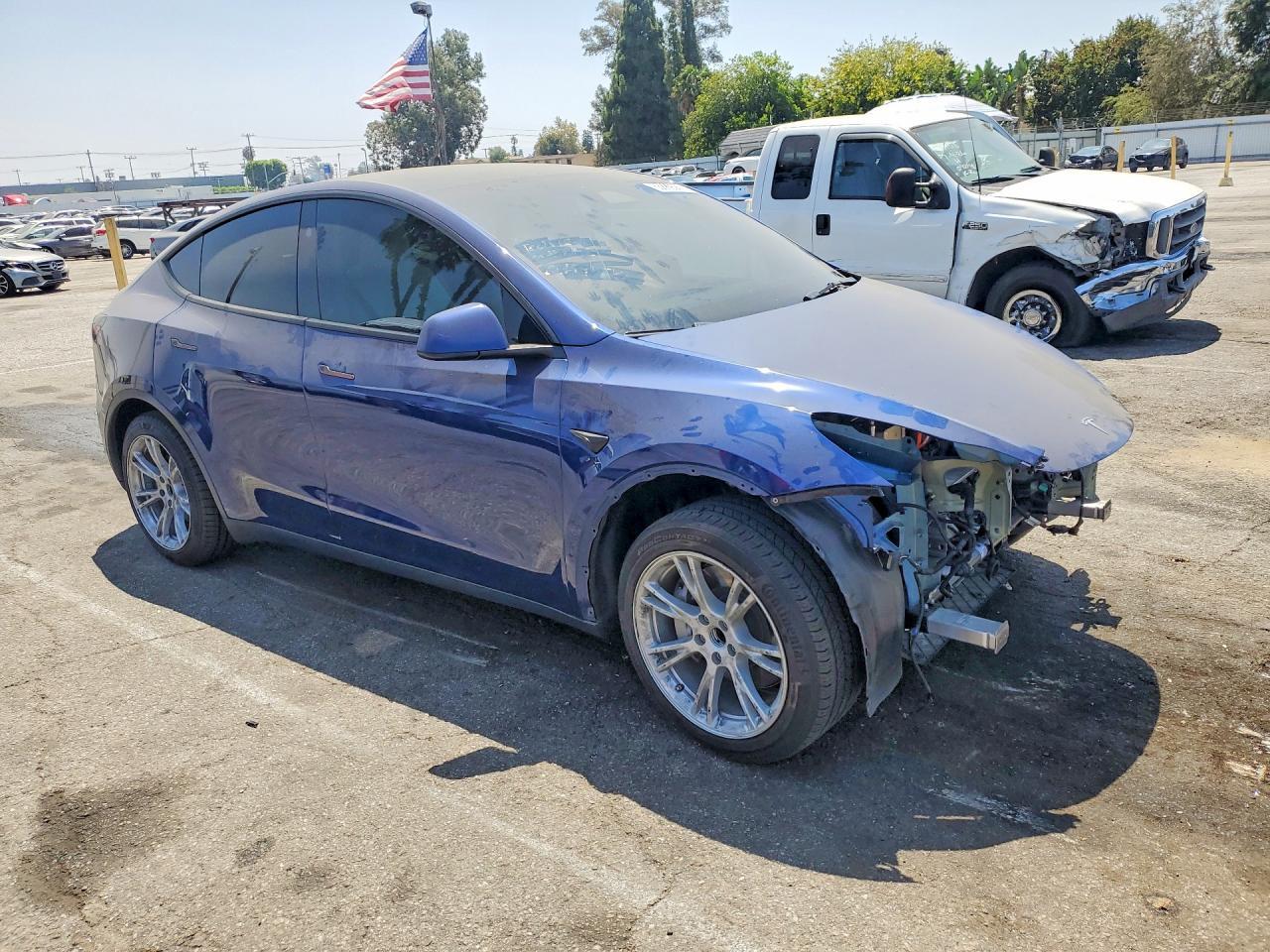 2023 Tesla Model Y - Image 4