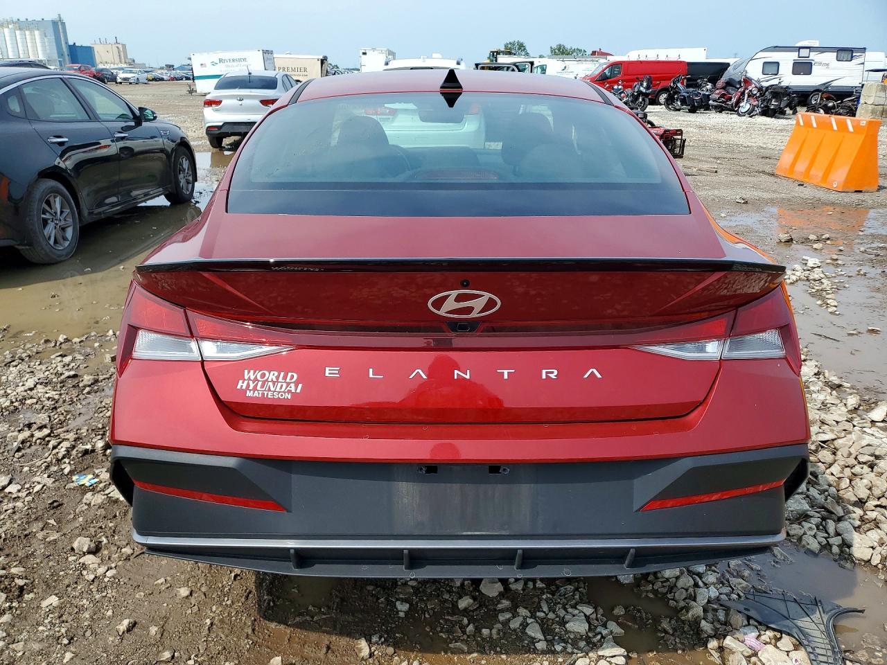 2025 Hyundai Elantra Sel Sport - Фото 6