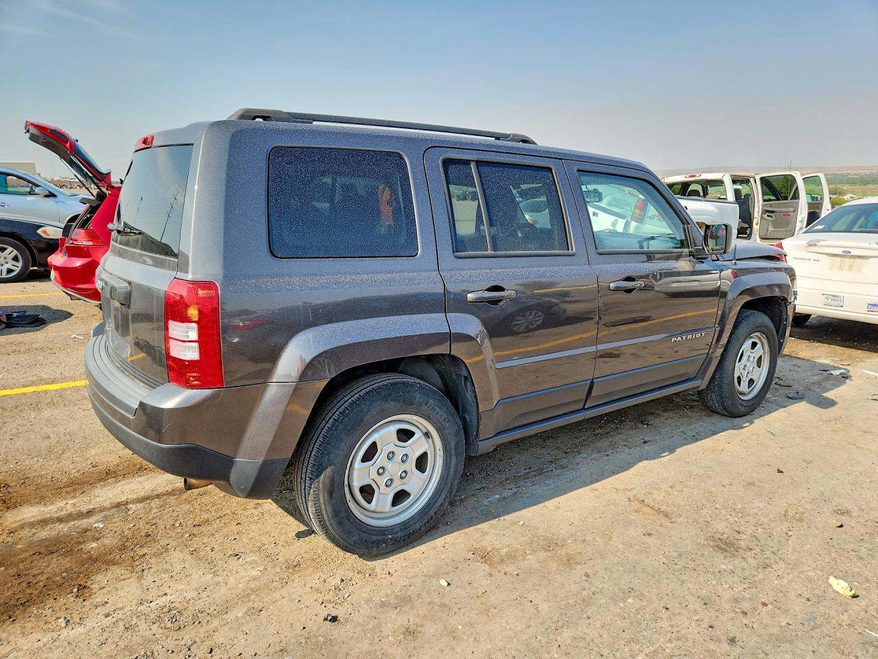2016 Jeep Patriot Sport - Фото 3