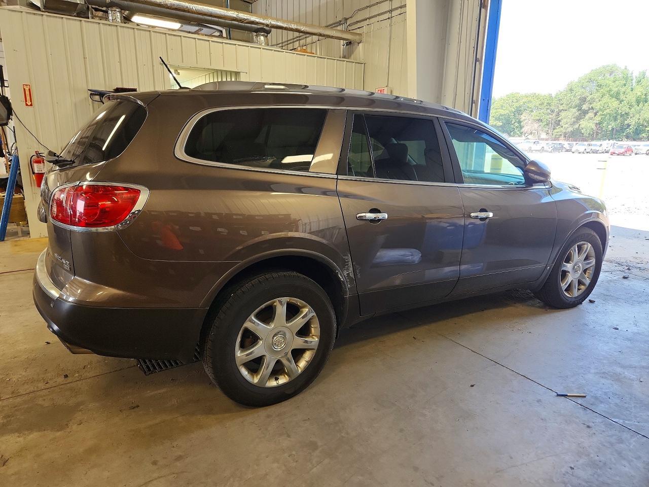 2010 Buick Enclave Cxl - Фото 3