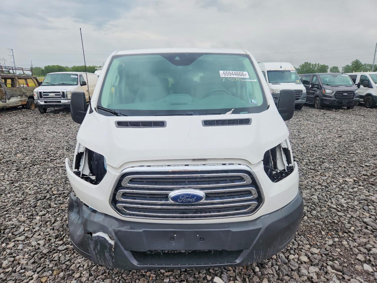 2015 Ford Transit T-350 - Фото 5