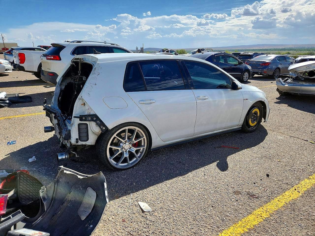 2018 Volkswagen Gti S/Se - Image 3