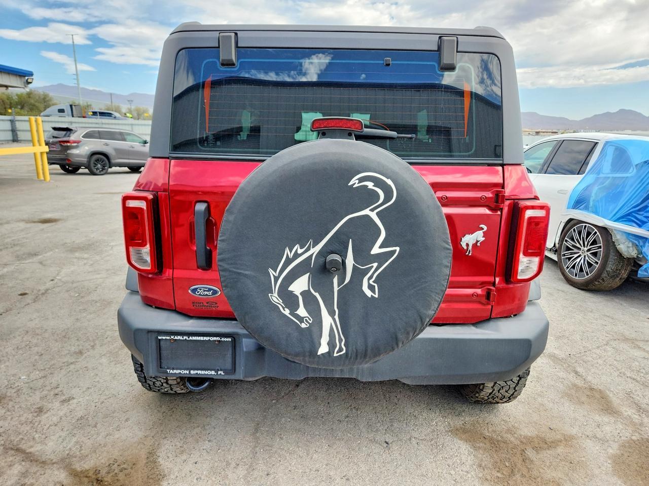 2021 Ford Bronco Base - Image 6