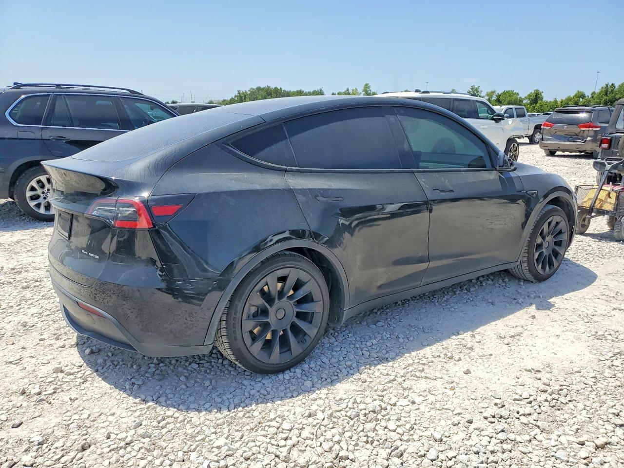 2021 Tesla Model Y - Image 3