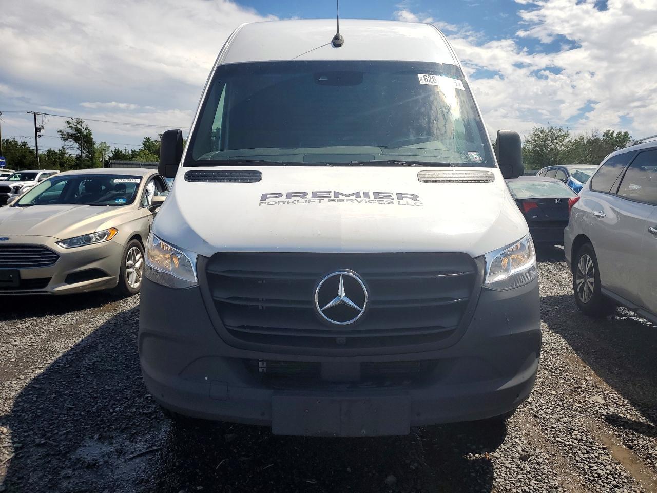 2024 Mercedes-Benz Sprinter 2500 Delivery Van - Фото 5