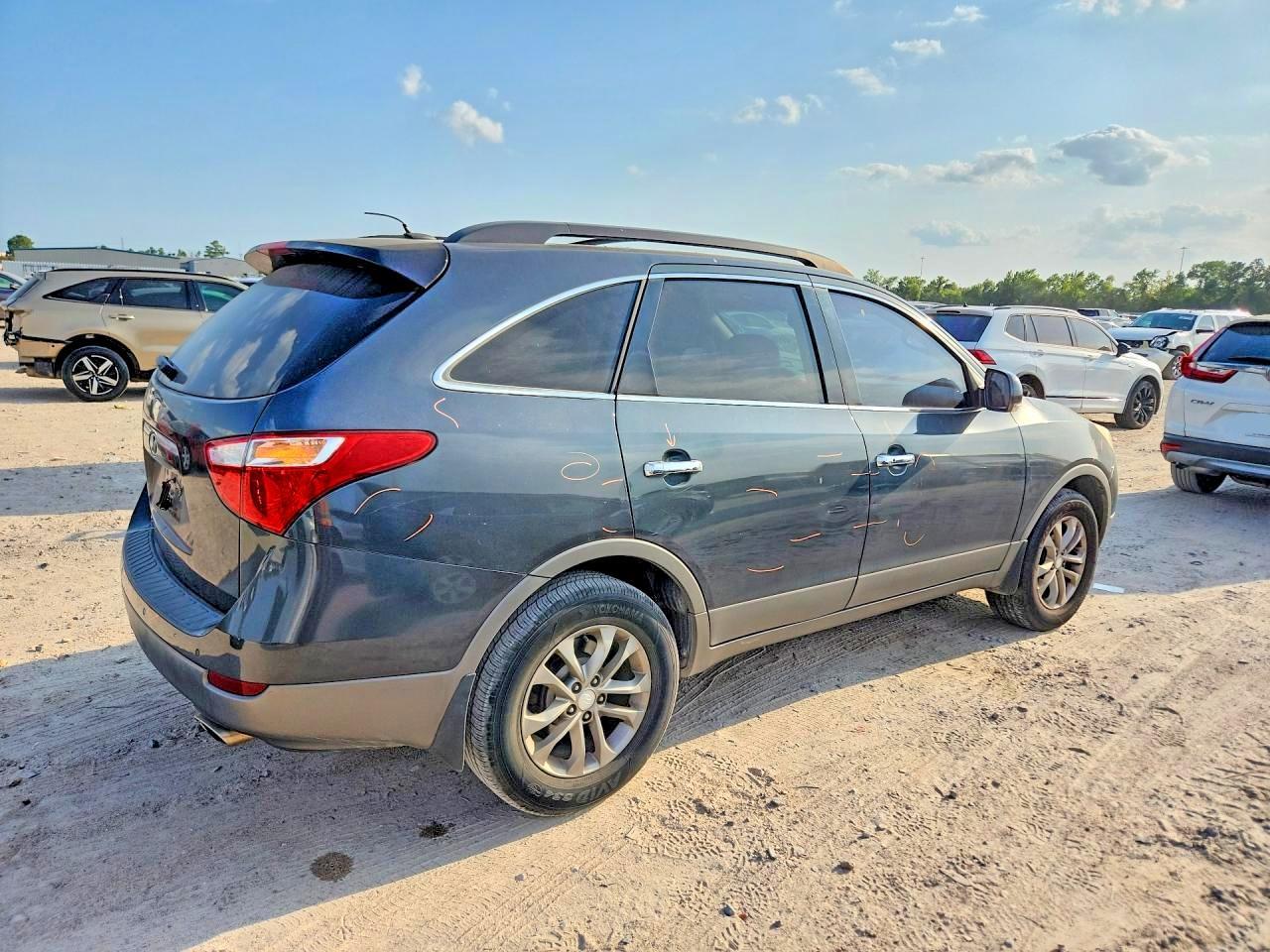 2012 Hyundai Veracruz Limited - Image 3