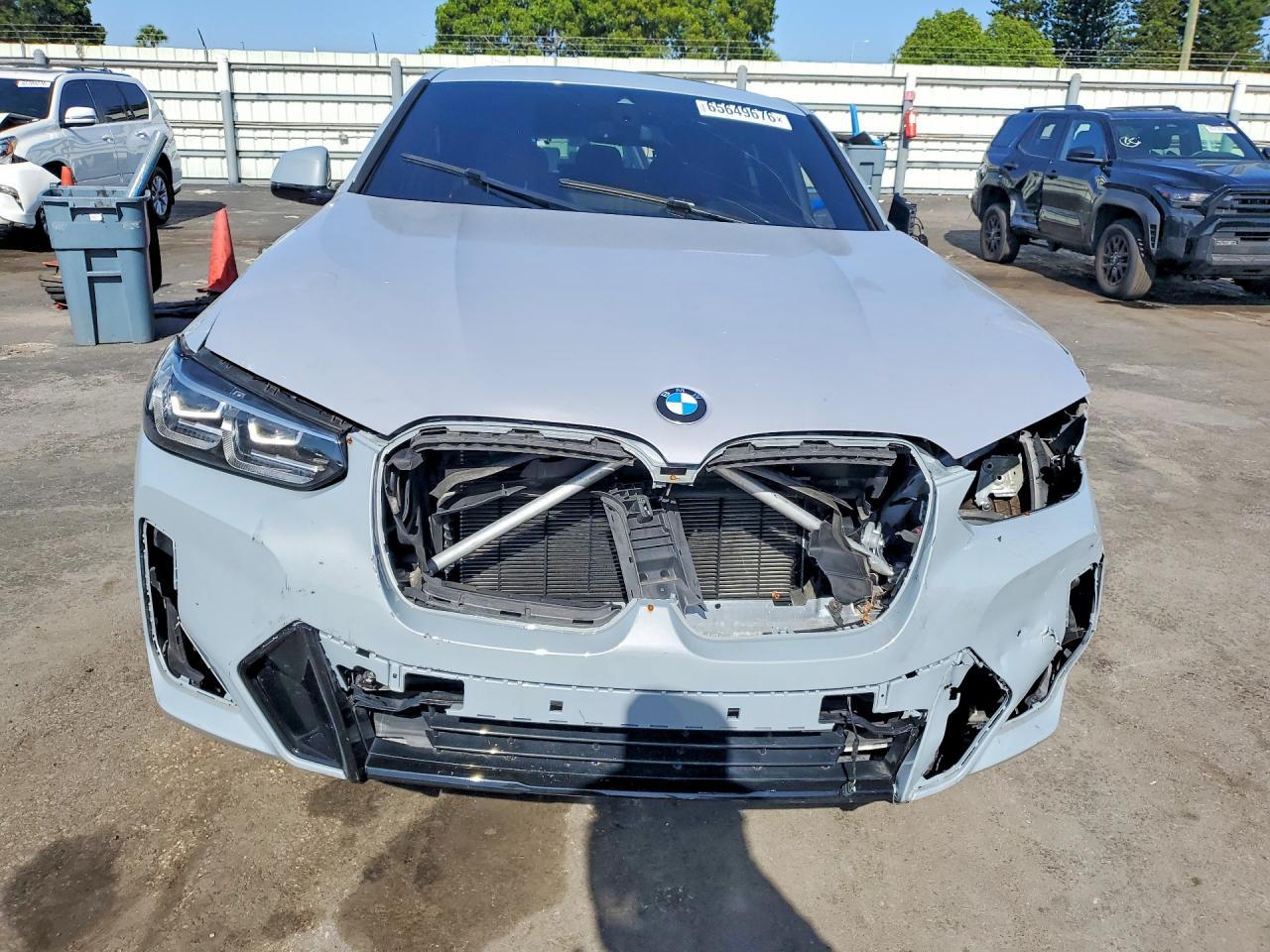 2024 BMW X4 xDrive30I - Image 5