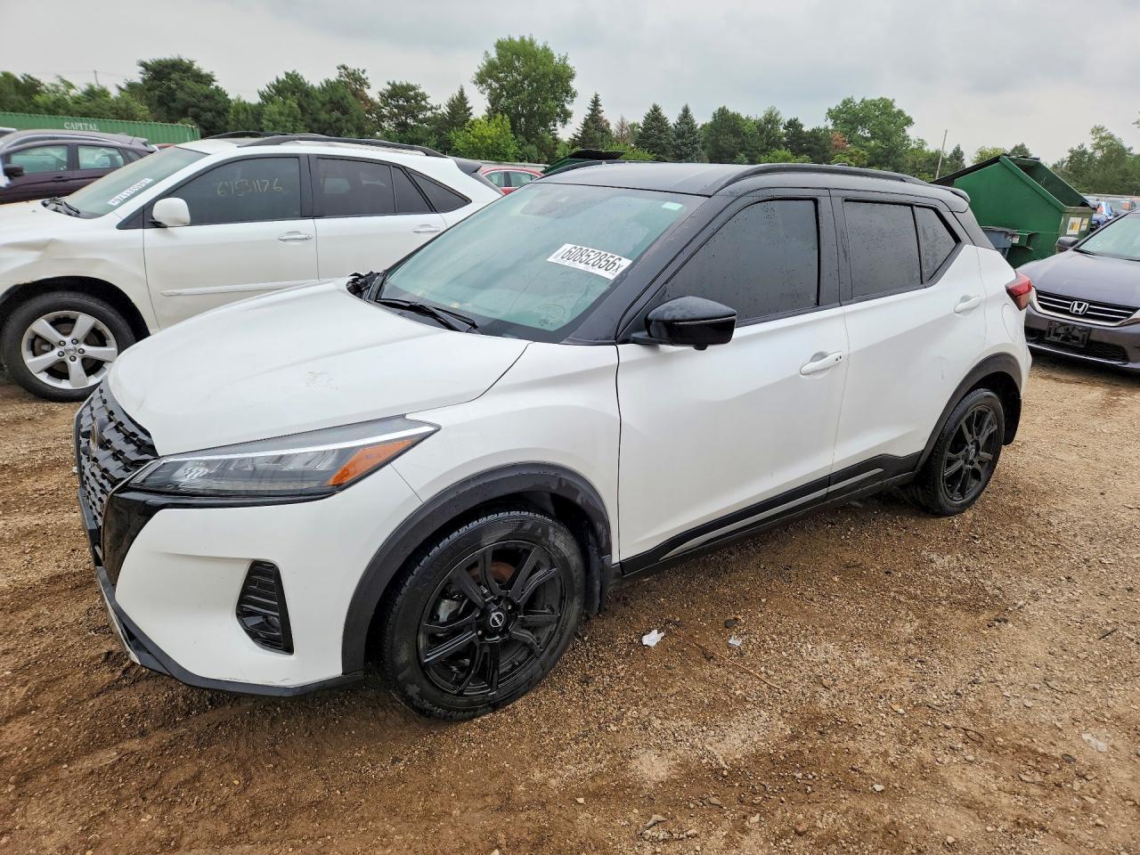 2024 Nissan Kicks Sr