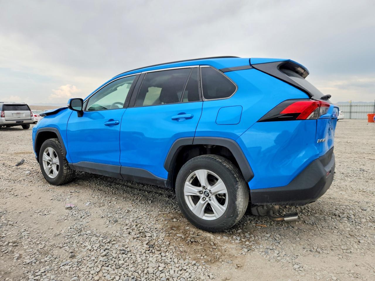 2021 Toyota Rav4 Xle - Фото 2