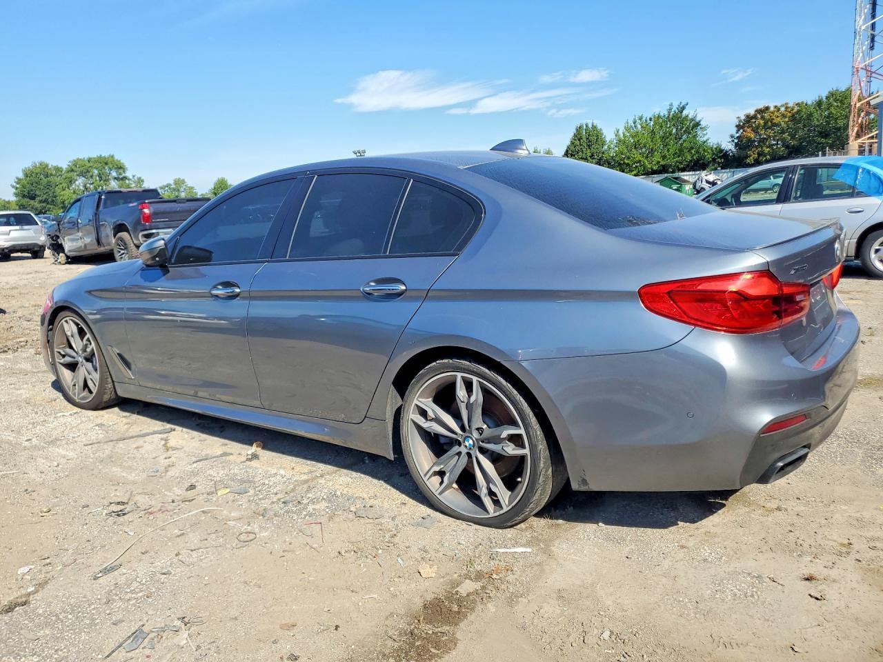 2018 BMW M550Xi - Фото 2