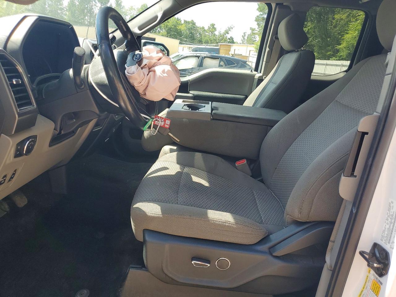 2017 Ford F150 Super Cab - Фото 7