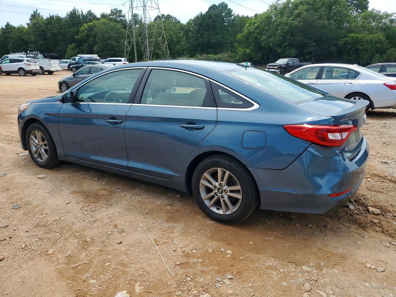 2017 Hyundai Sonata Se - Image 2