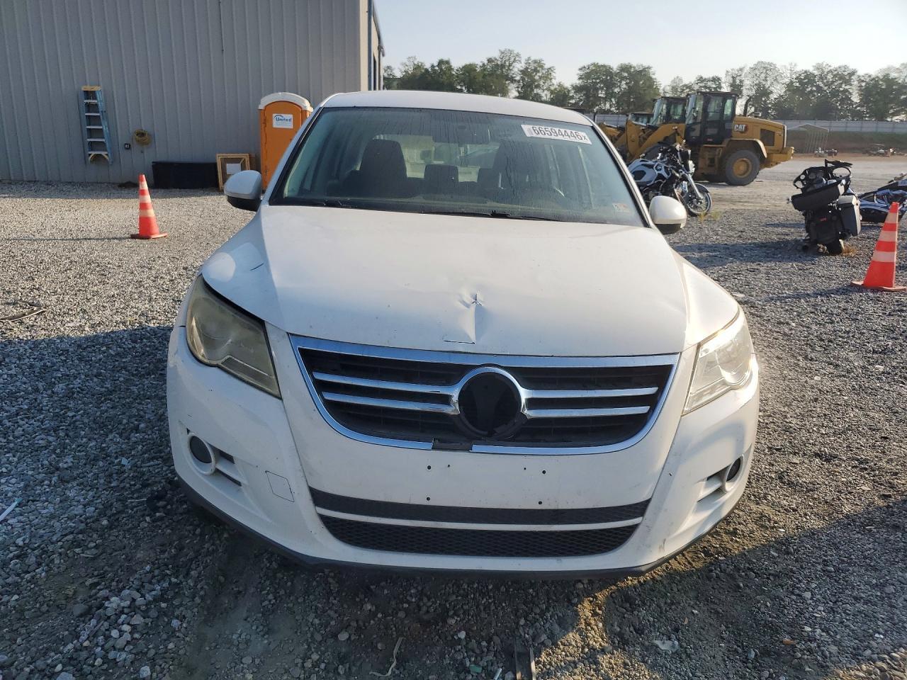 2011 Volkswagen Tiguan S - Фото 5
