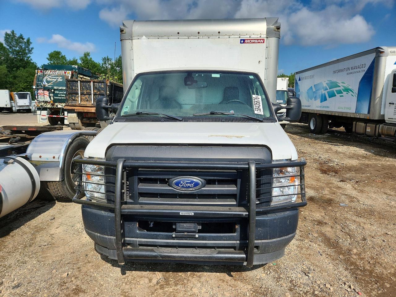 2021 Ford E350 Box Truck - Фото 5