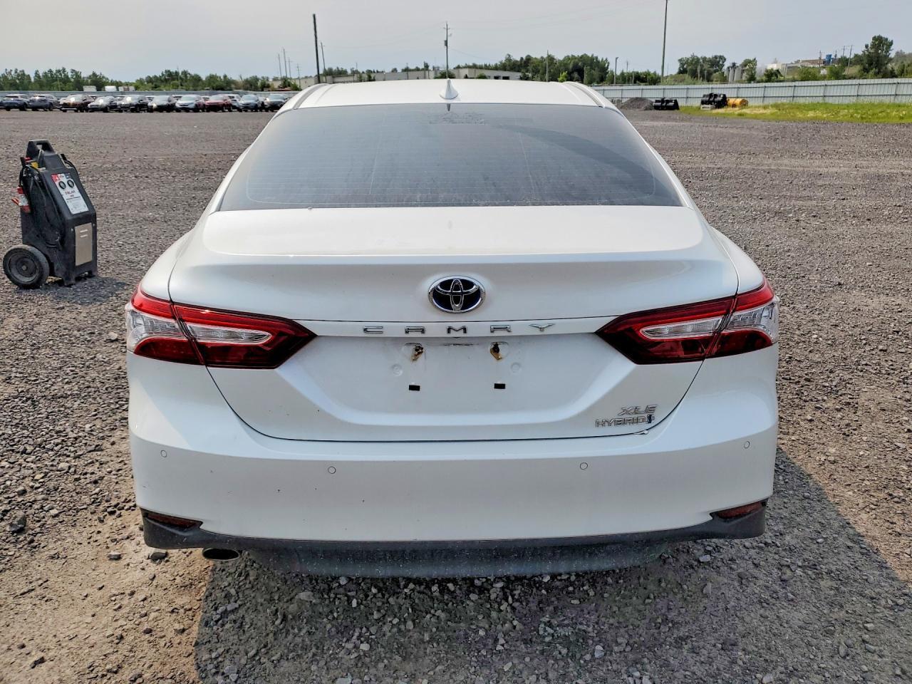 2018 Toyota Camry Hybrid Xle - Фото 6