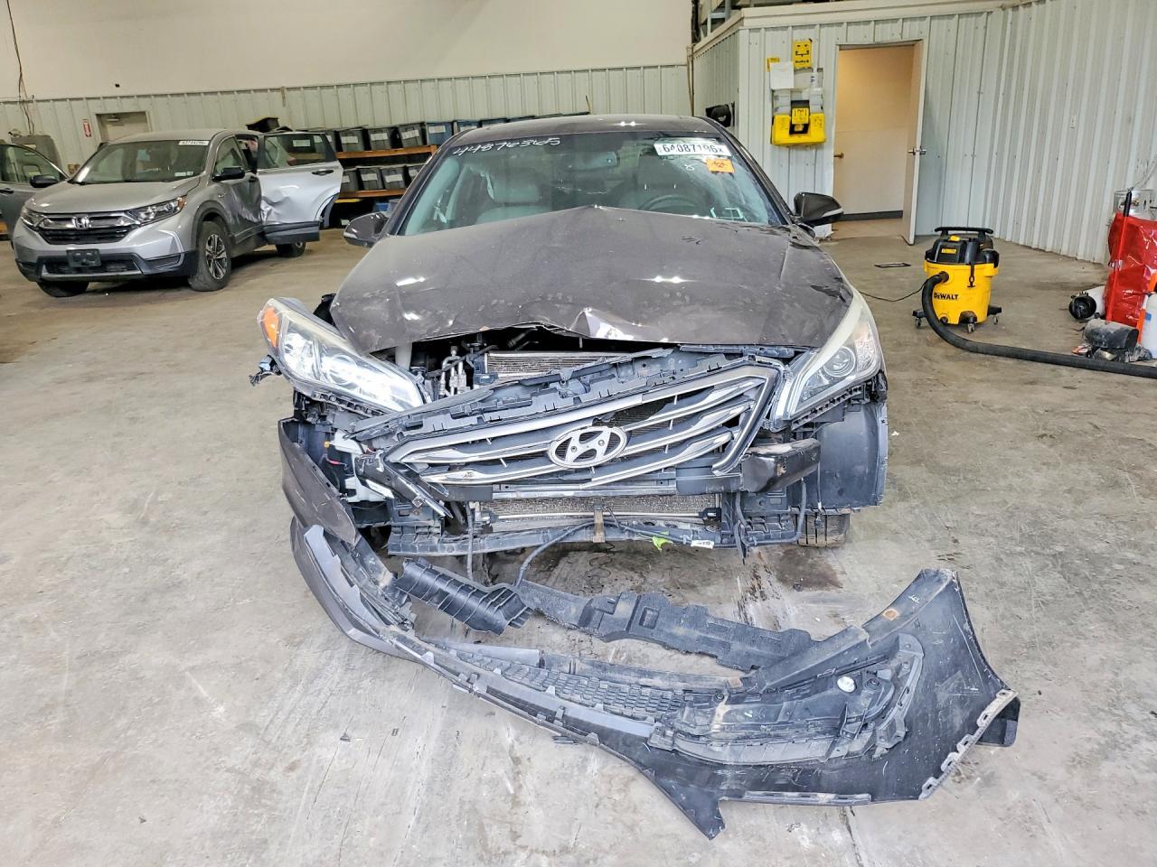 2016 Hyundai Sonata Sport - Image 5