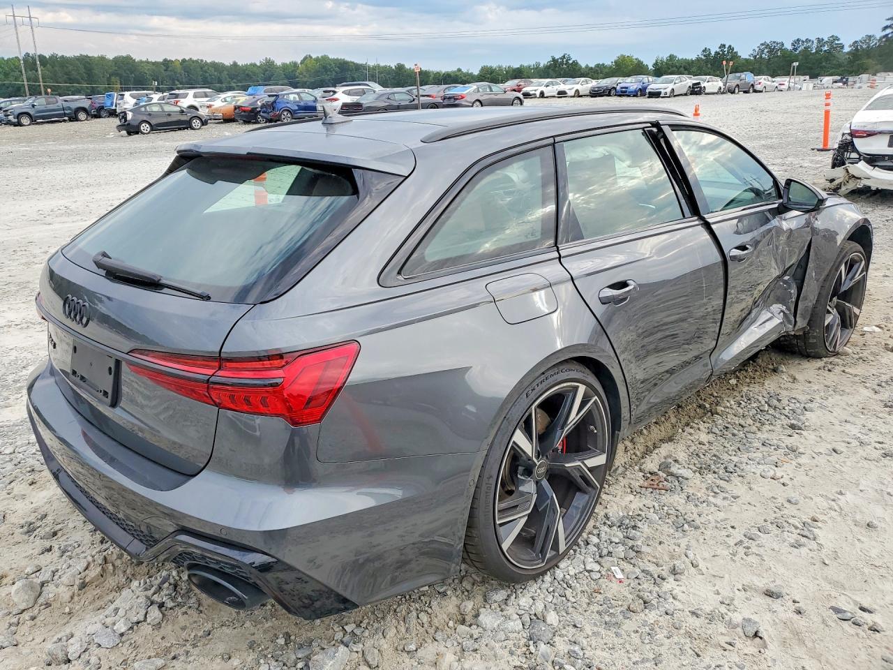 2023 Audi Rs6 - Image 3