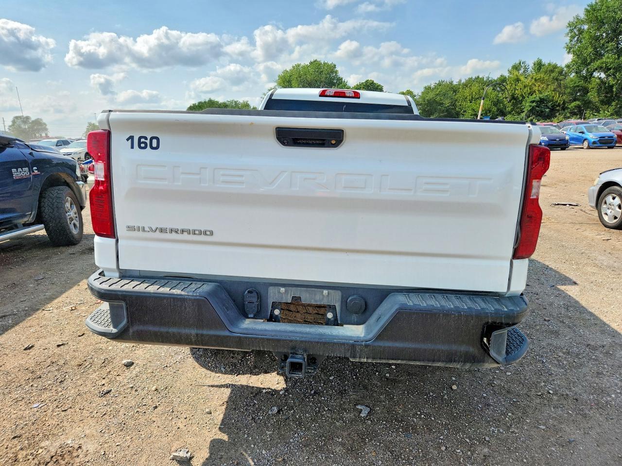 2025 Chevrolet Silverado K1500 - Фото 6