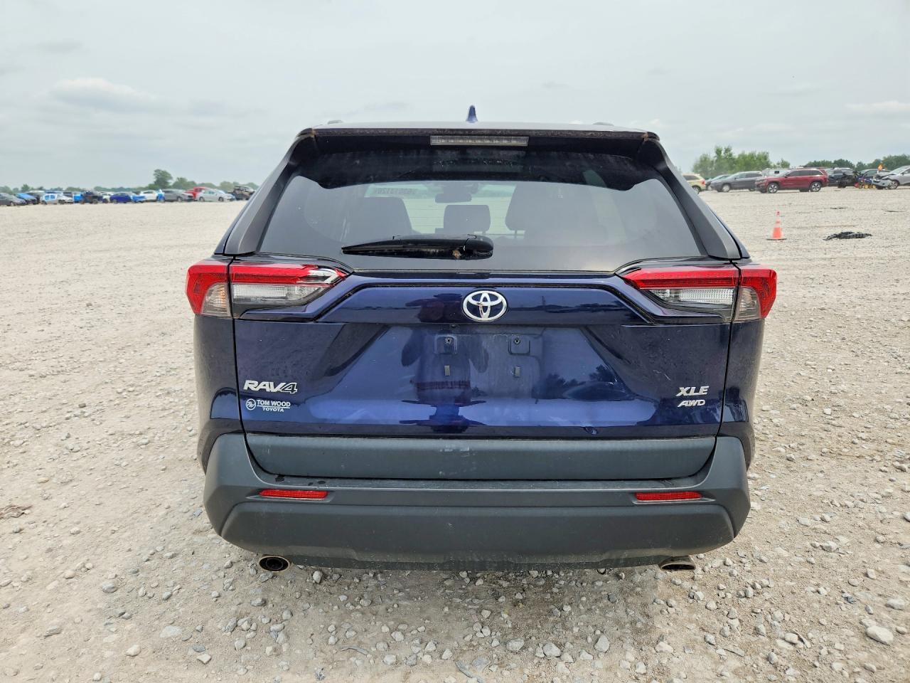 2022 Toyota Rav4 Xle Premium - Image 6