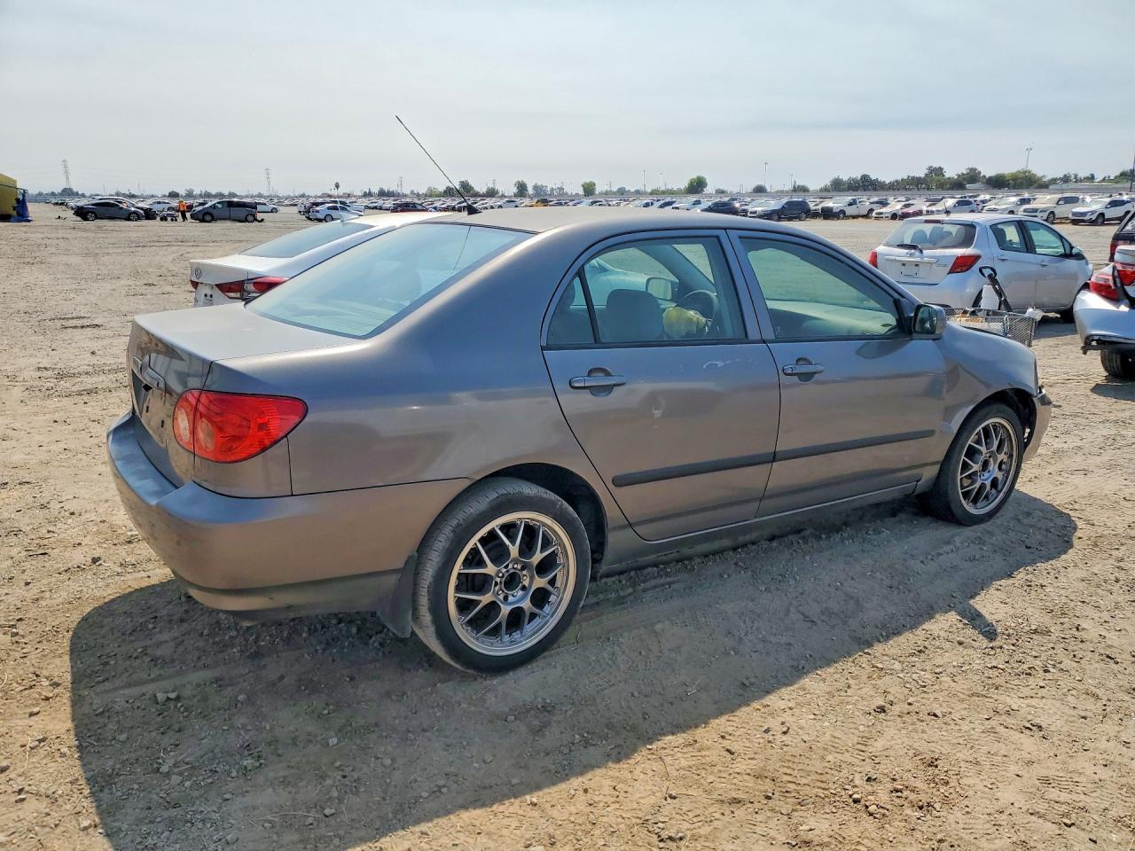 2008 Toyota Corolla Ce - Фото 3