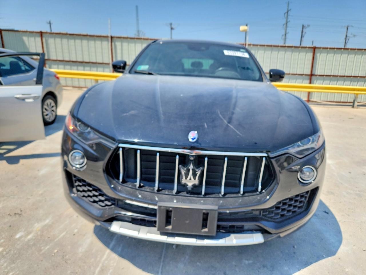 2018 Maserati Levante Luxury - Image 5