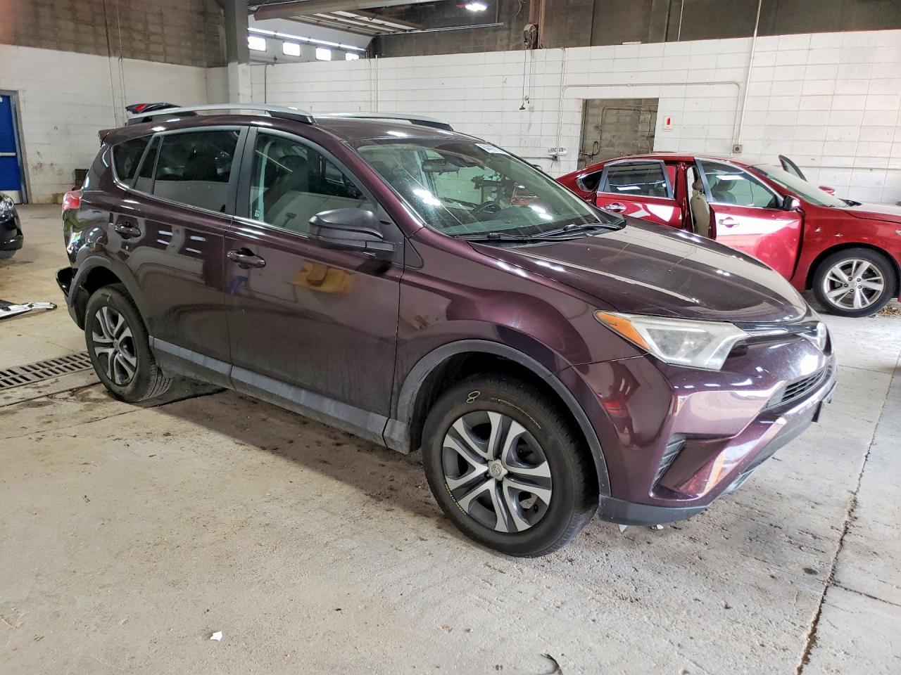 2017 Toyota Rav4 Le - Фото 4