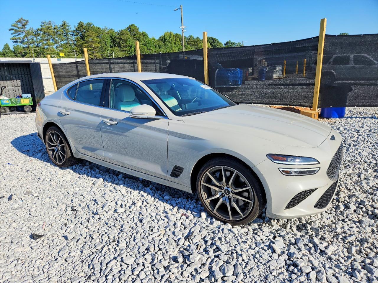 2025 Genesis G70 2.5T Standard - Фото 4