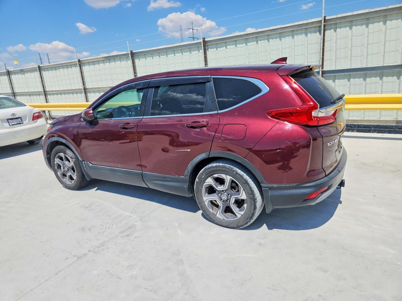 2017 Honda Cr-V Ex - Image 2