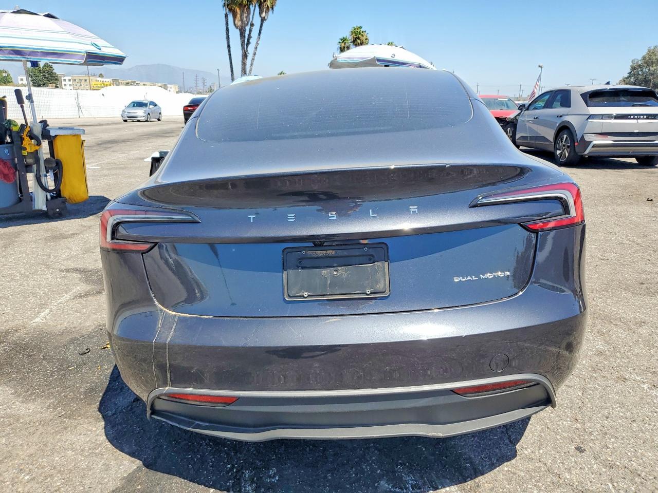 2025 Tesla Model 3 - Image 6