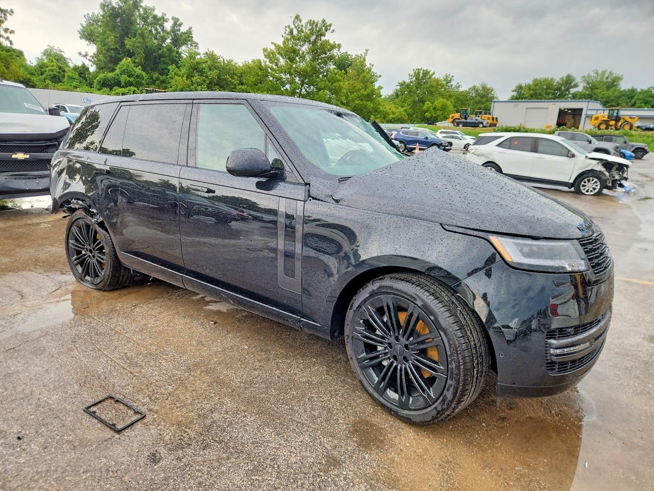 2026 Land Rover Range Rover Se - Image 4