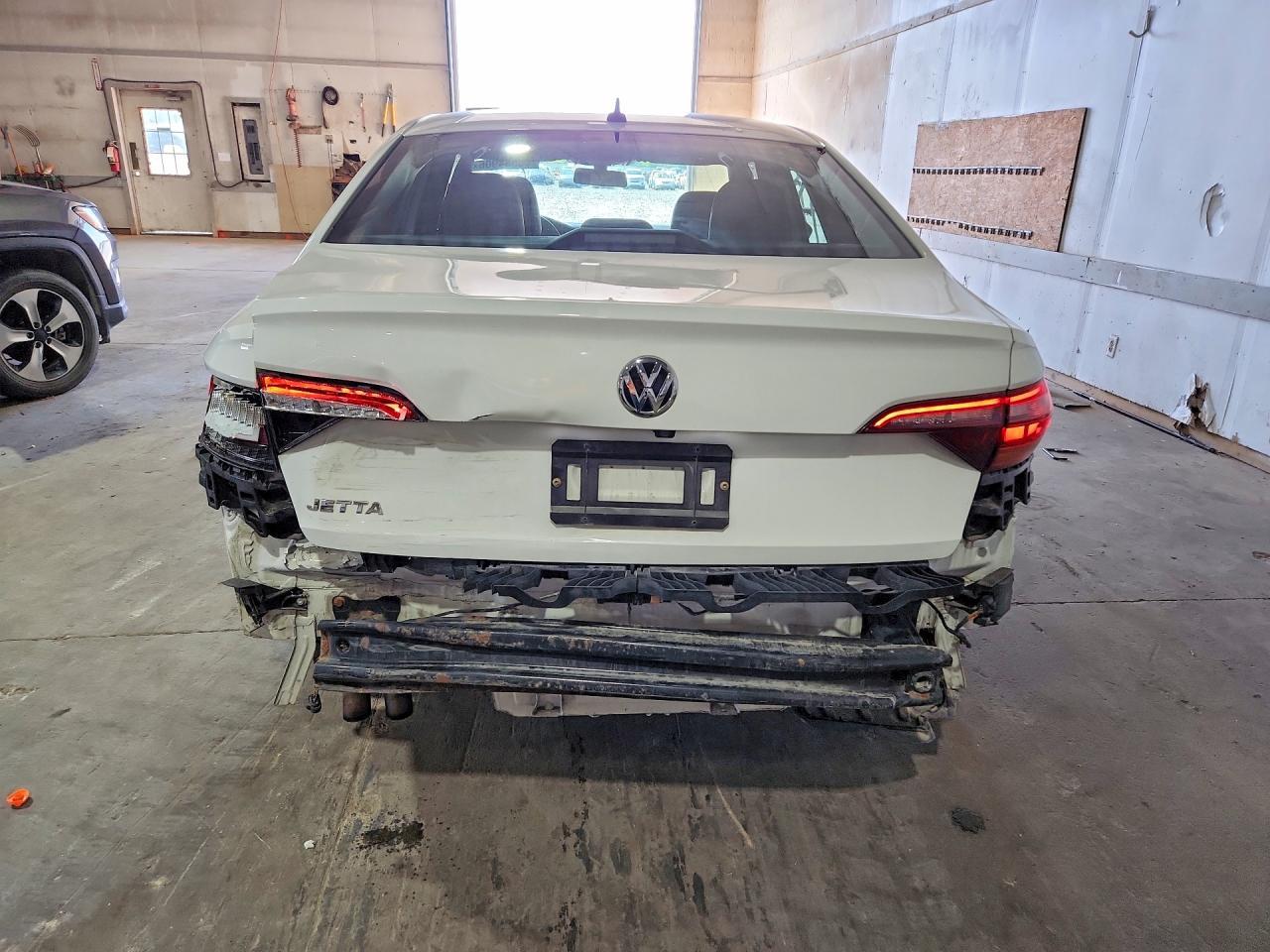 2019 Volkswagen Jetta S - Фото 6