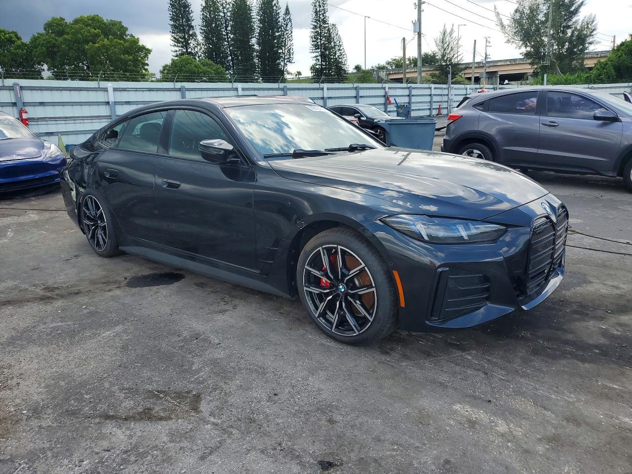 2025 BMW I4 M50 - Фото 4