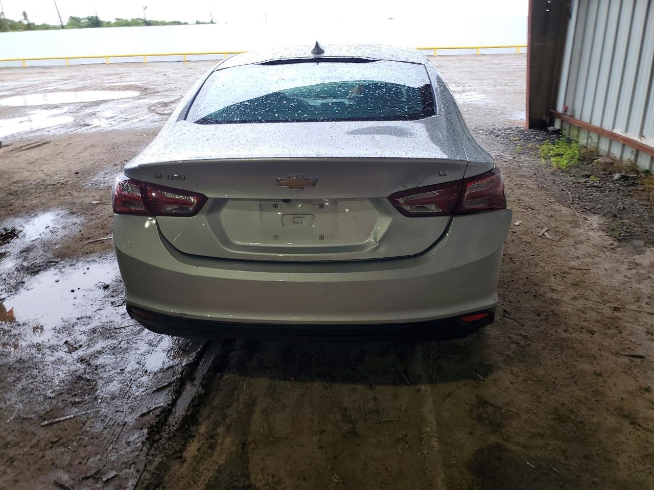 2022 Chevrolet Malibu Lt - Image 6