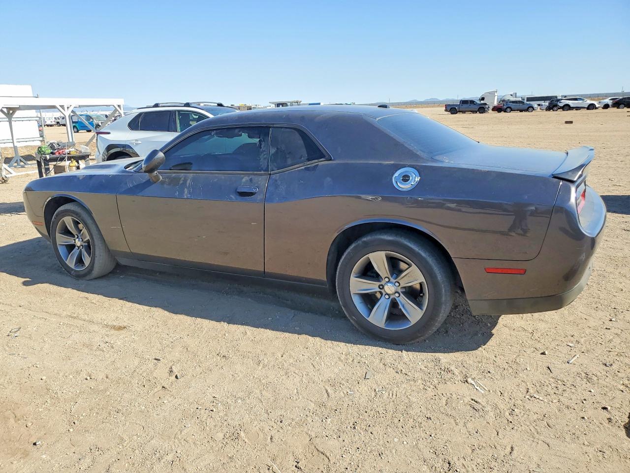 2019 Dodge Challenger Sxt - Image 2