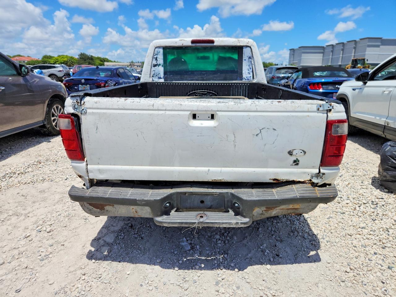 2002 Ford Ranger Super Cab - Image 6
