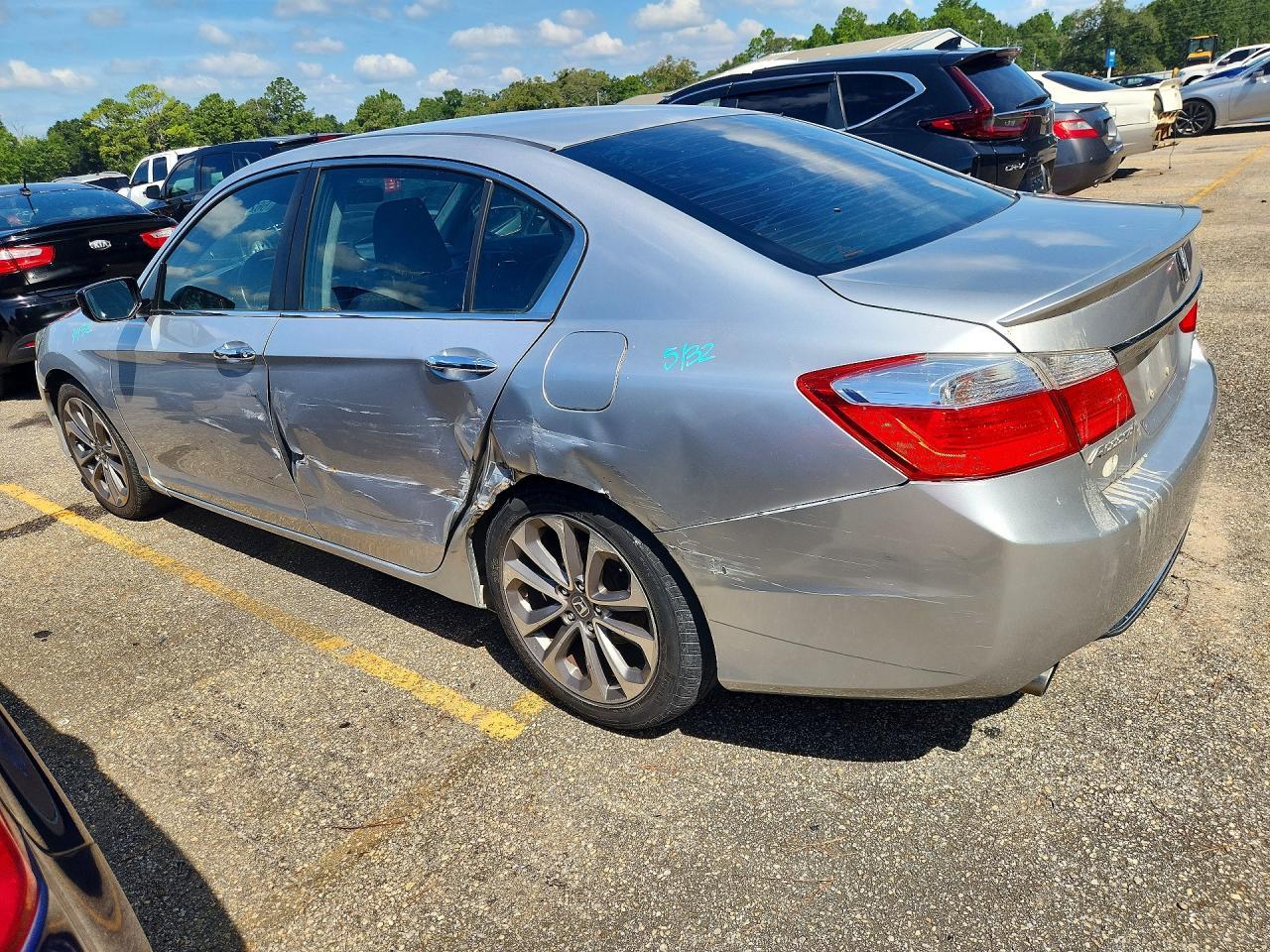 2013 Honda Accord Sport - Image 2