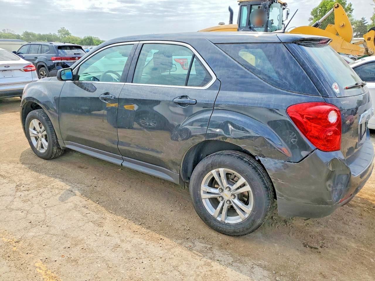 2013 Chevrolet Equinox Ls - Фото 2