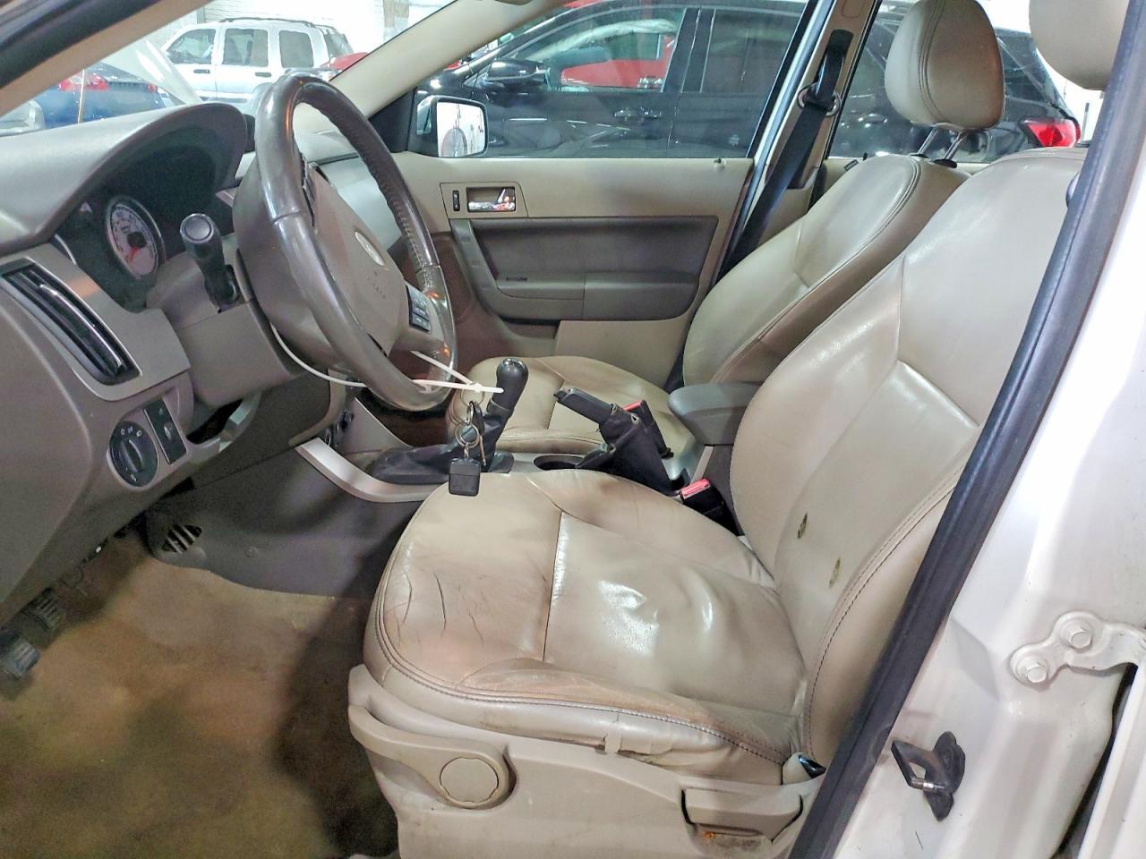 2010 Ford Focus Sel - Image 7