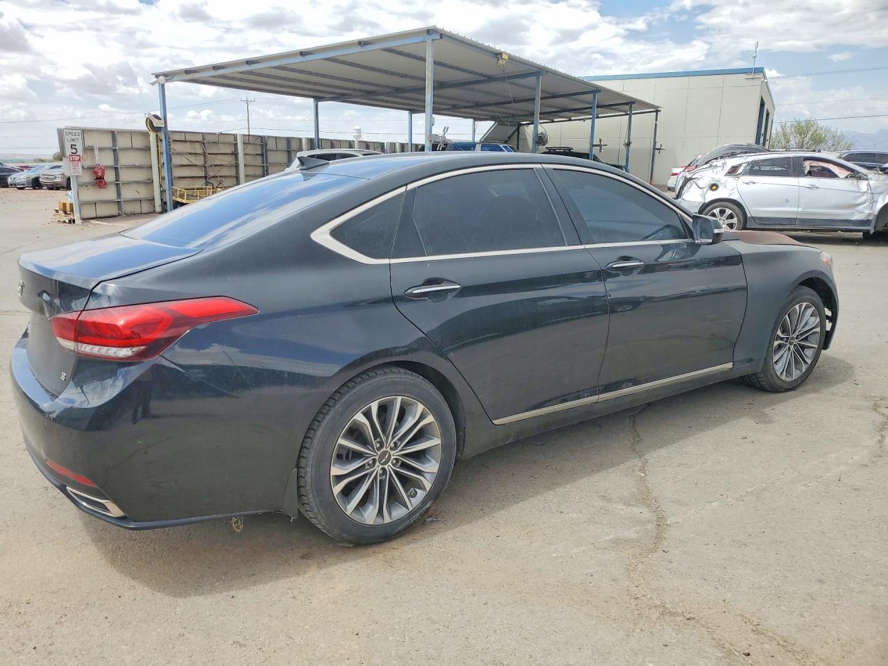 2016 Hyundai Genesis 3.8L - Фото 3