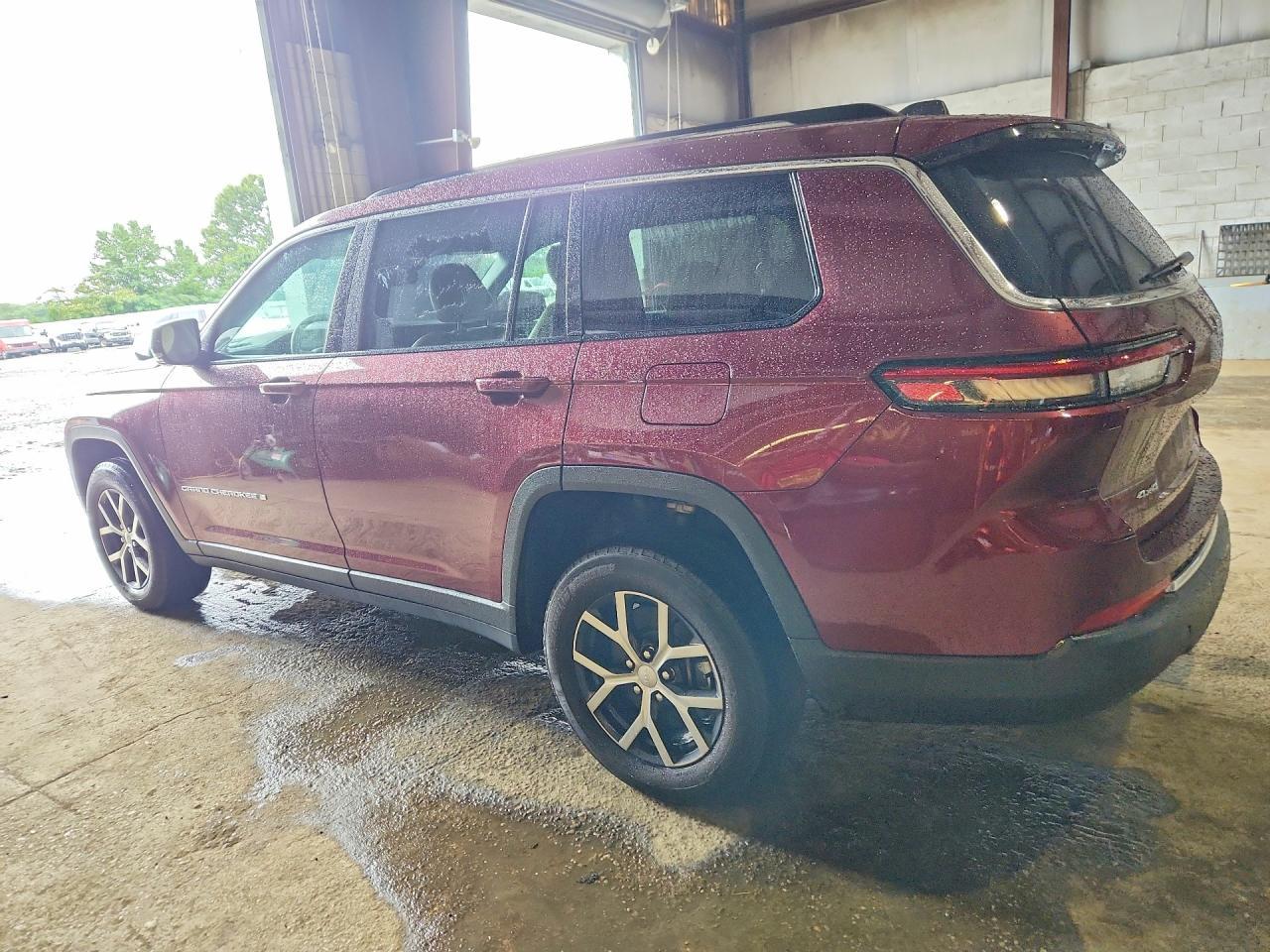 2023 Jeep Grand Cherokee L Limited - Фото 2