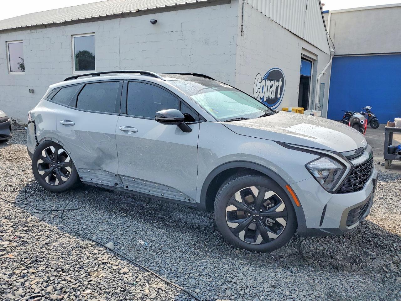 2023 Kia Sportage X Line - Image 4
