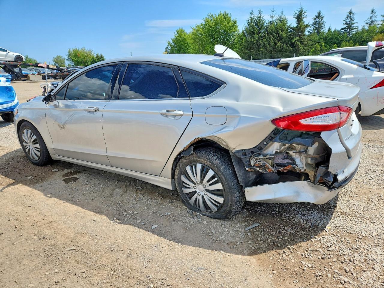 2015 Ford Fusion Se - Фото 2