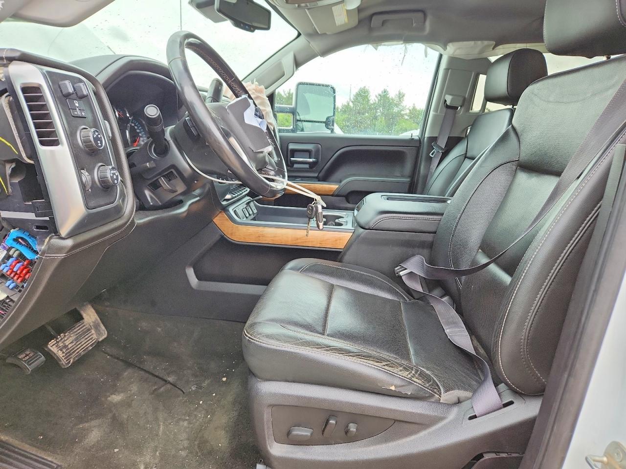2016 Chevrolet Silverado K2500 Heavy Duty Ltz - Image 7