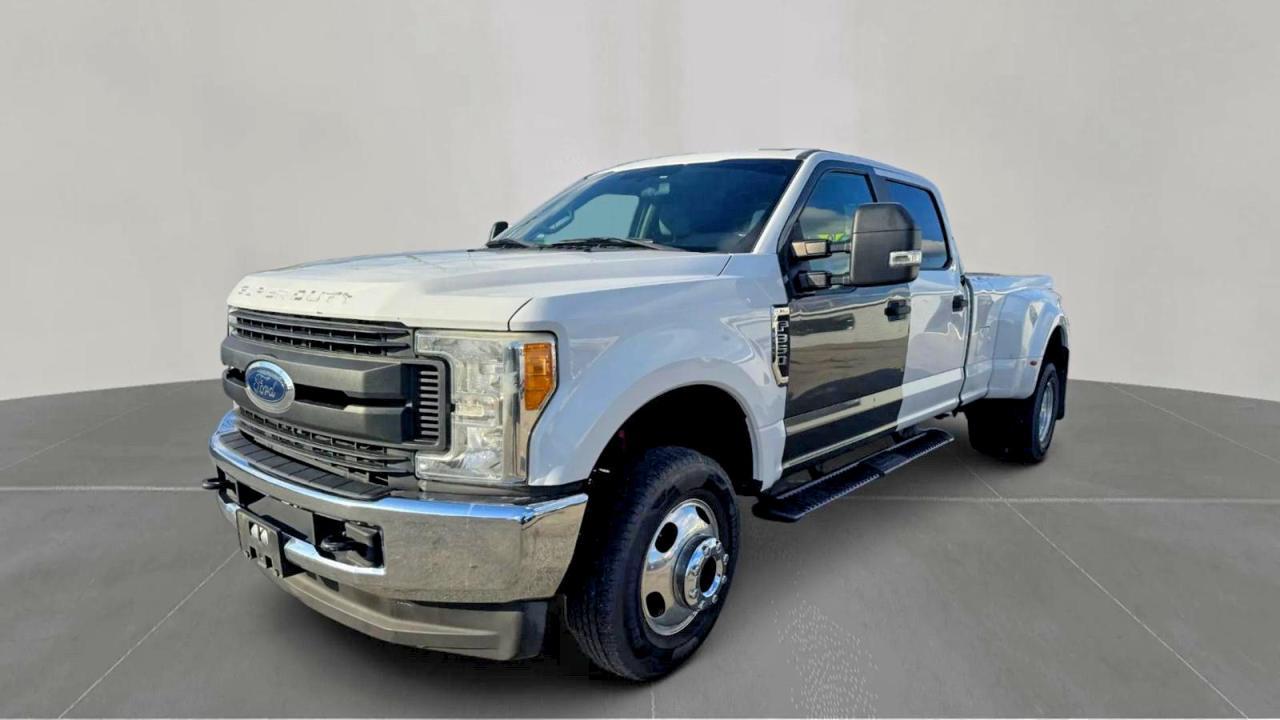 2017 Ford F350 Super Duty - Image 2