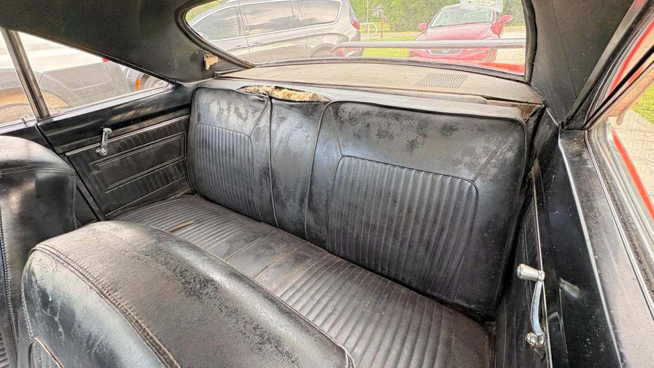 1967 Plymouth Barracuda - Фото 6
